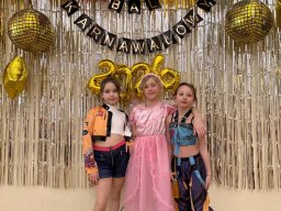 Bal karnawałowy na Zamku w Toszku klas 1b, 1c, 2c